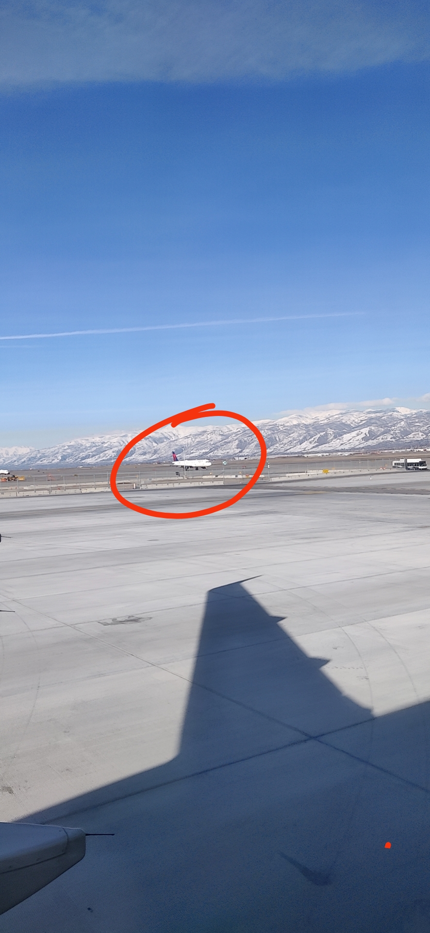 2023-02-13-plane.jpg 2023-02-13-plane.jpg